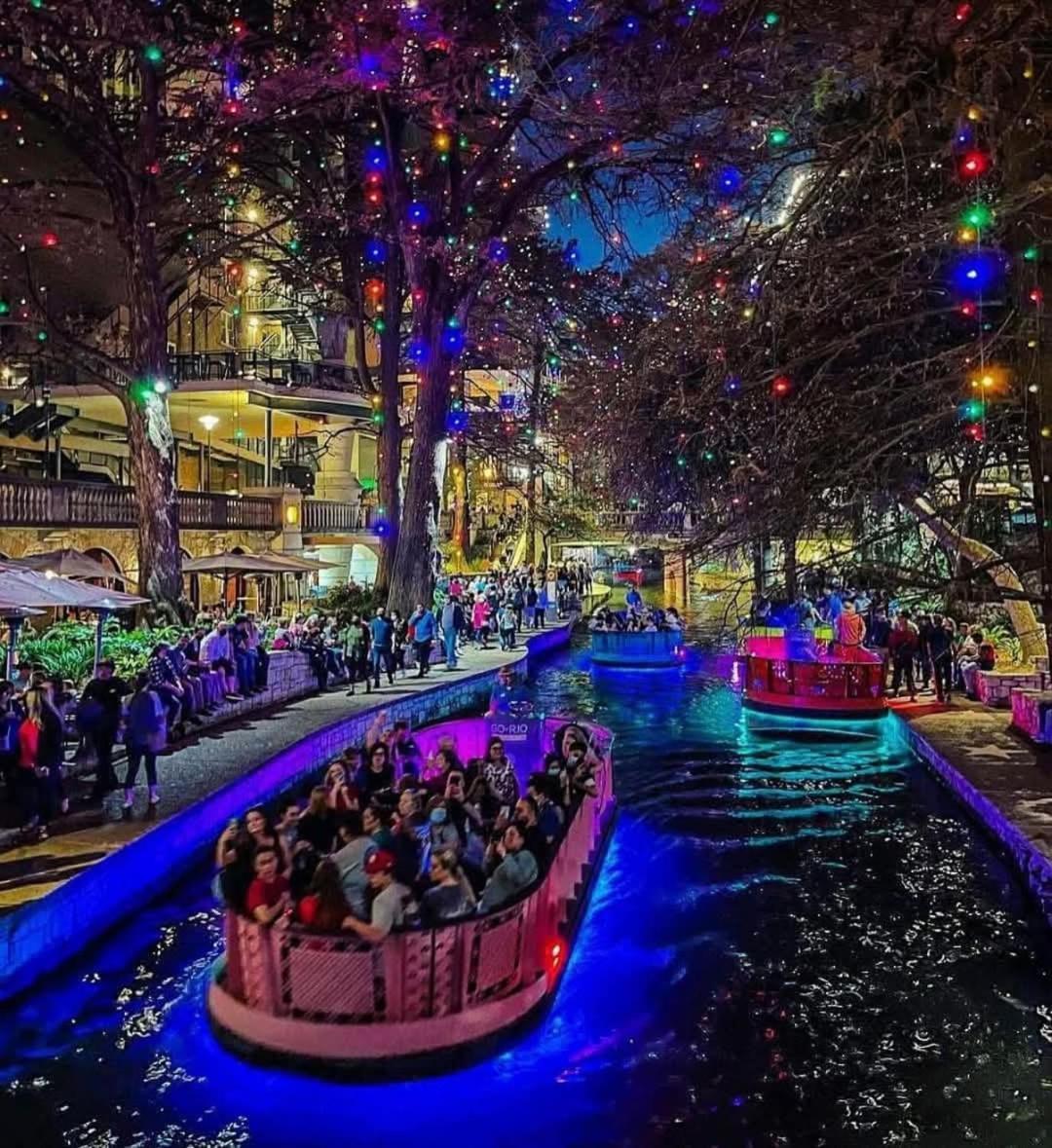 Viva Fiesta Condo On San Antonio Riverwalk Εξωτερικό φωτογραφία