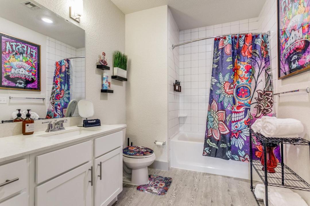 Viva Fiesta Condo On San Antonio Riverwalk Εξωτερικό φωτογραφία
