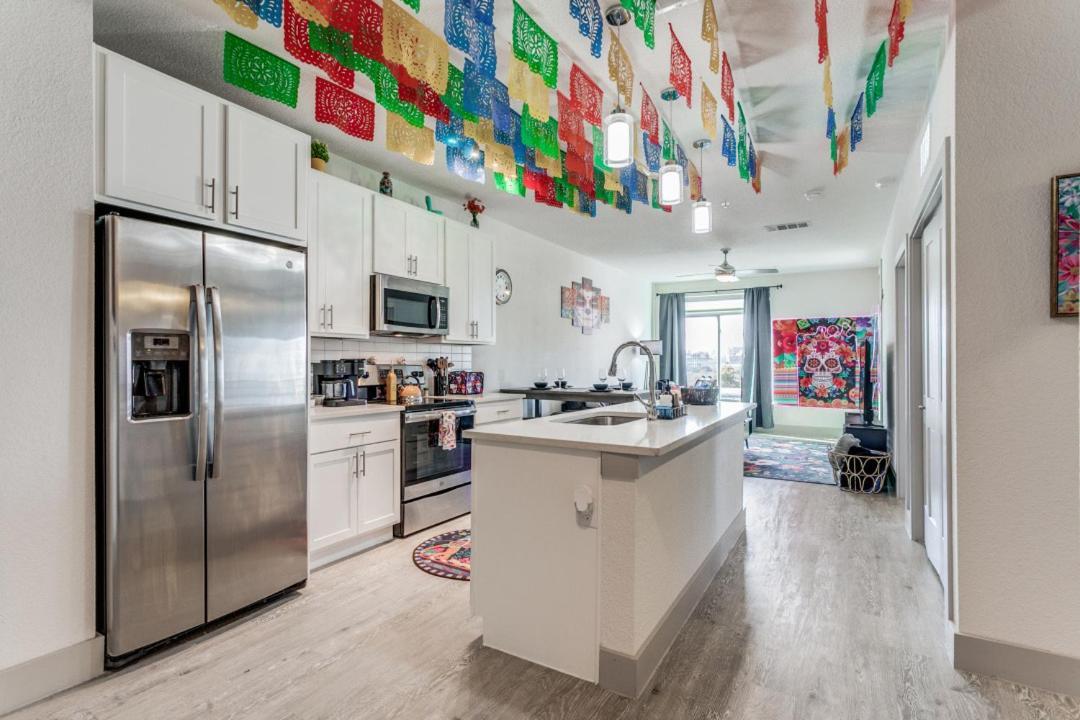 Viva Fiesta Condo On San Antonio Riverwalk Εξωτερικό φωτογραφία