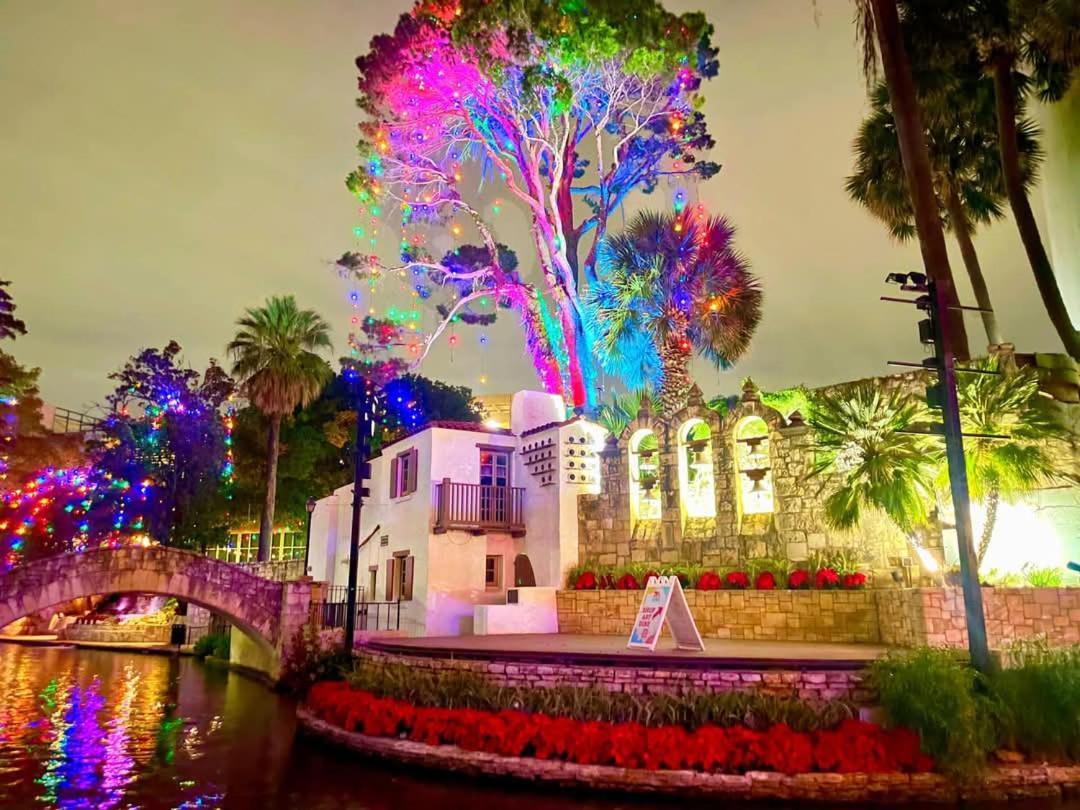 Viva Fiesta Condo On San Antonio Riverwalk Εξωτερικό φωτογραφία